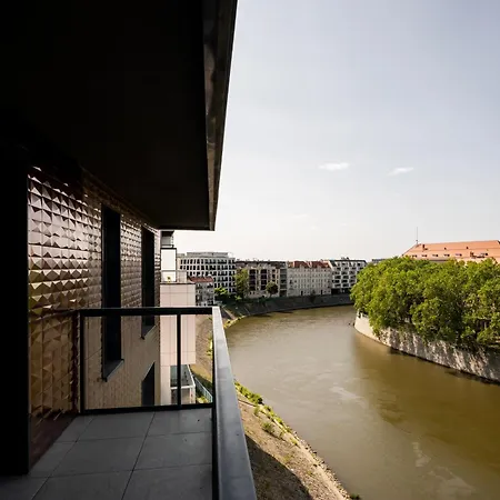 By The River - 2min To Market Square Lejlighed
